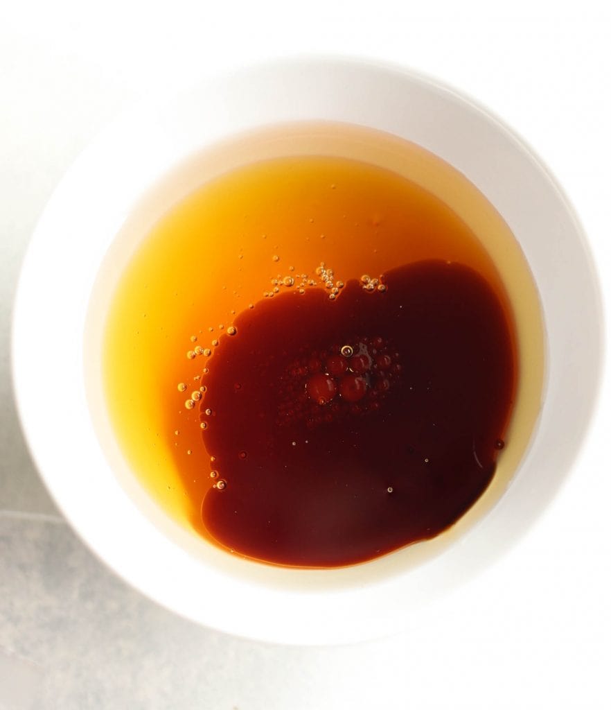 Honey and vanilla in a small bowl.