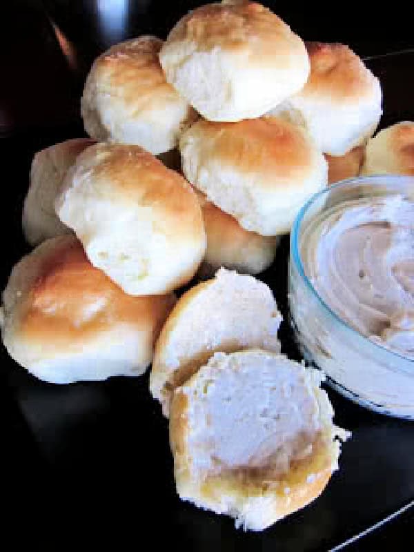 Cinnamon Honey Butter Recipe for your Homemade Rolls