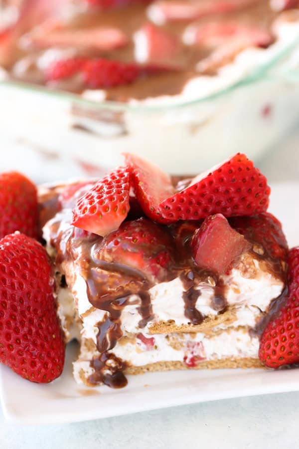 No Bake Strawberry Ice Box Cake Recipe