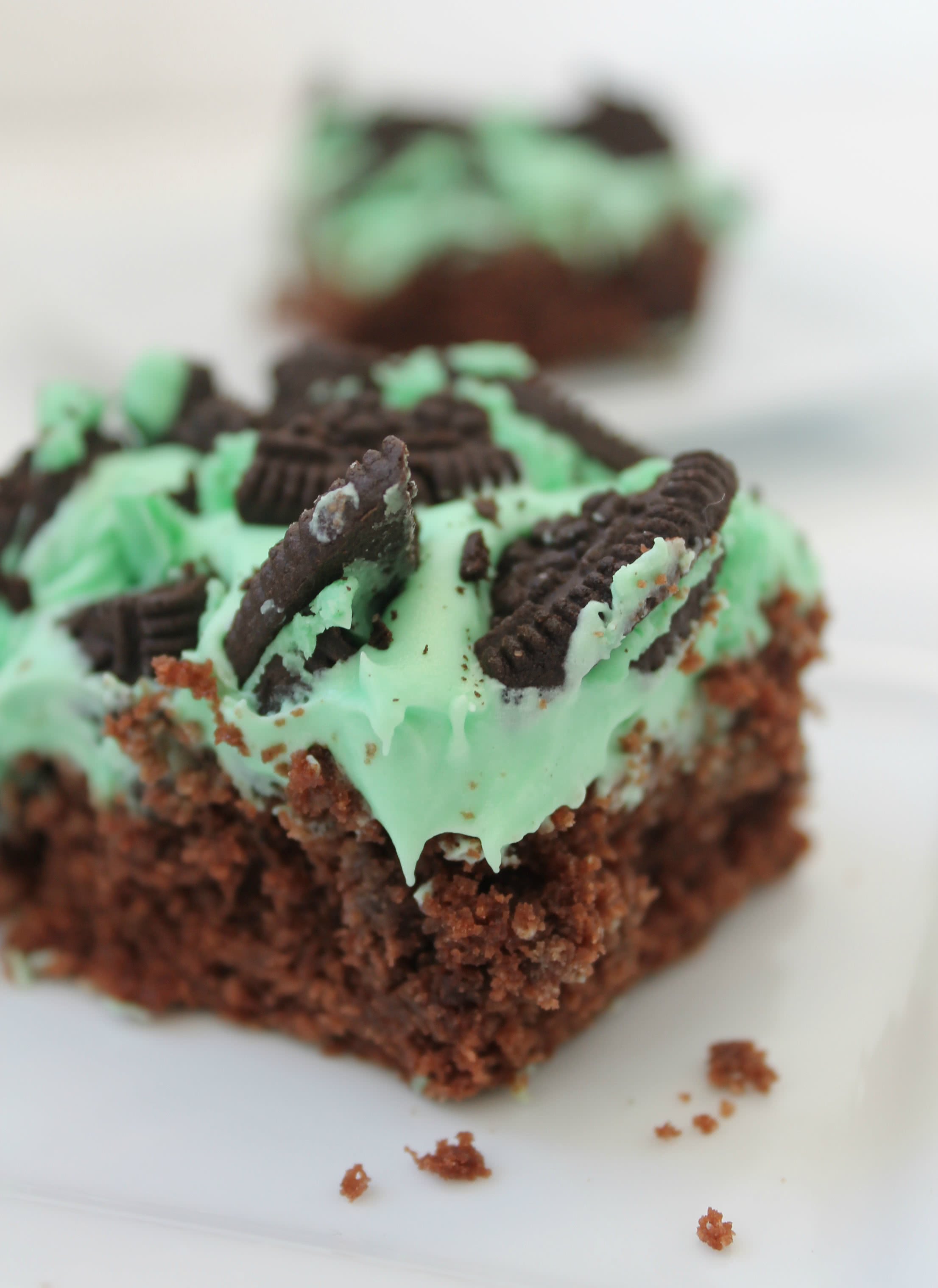 Mint Oreo Cookie Brownie Bars Recipe