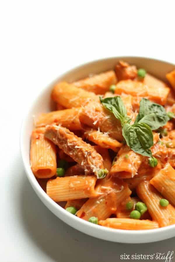 Copycat Bucca Di Beppo Spicy Chicken Rigatoni Recipe