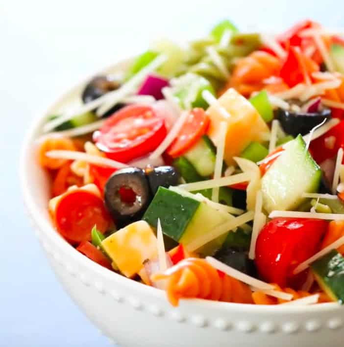 Mom’s Traditional Pasta Salad Recipe