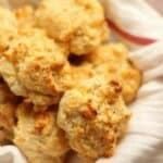 Cheddar Bay Biscuits