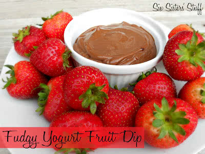 Fudgy Yogurt Fruit Dip