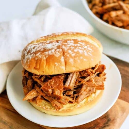 slow cooker bbq apricot pulled pork sandwiches