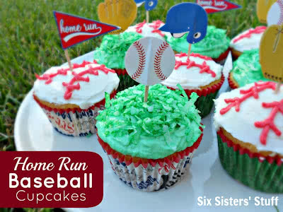 Home Run Baseball Cupcakes (and a cake mix secret!)