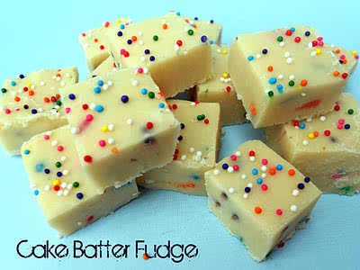 White Chocolate Cake Batter Fudge Recipe