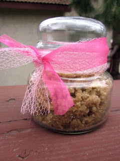 Homemade Exfoliating Sugar Scrub