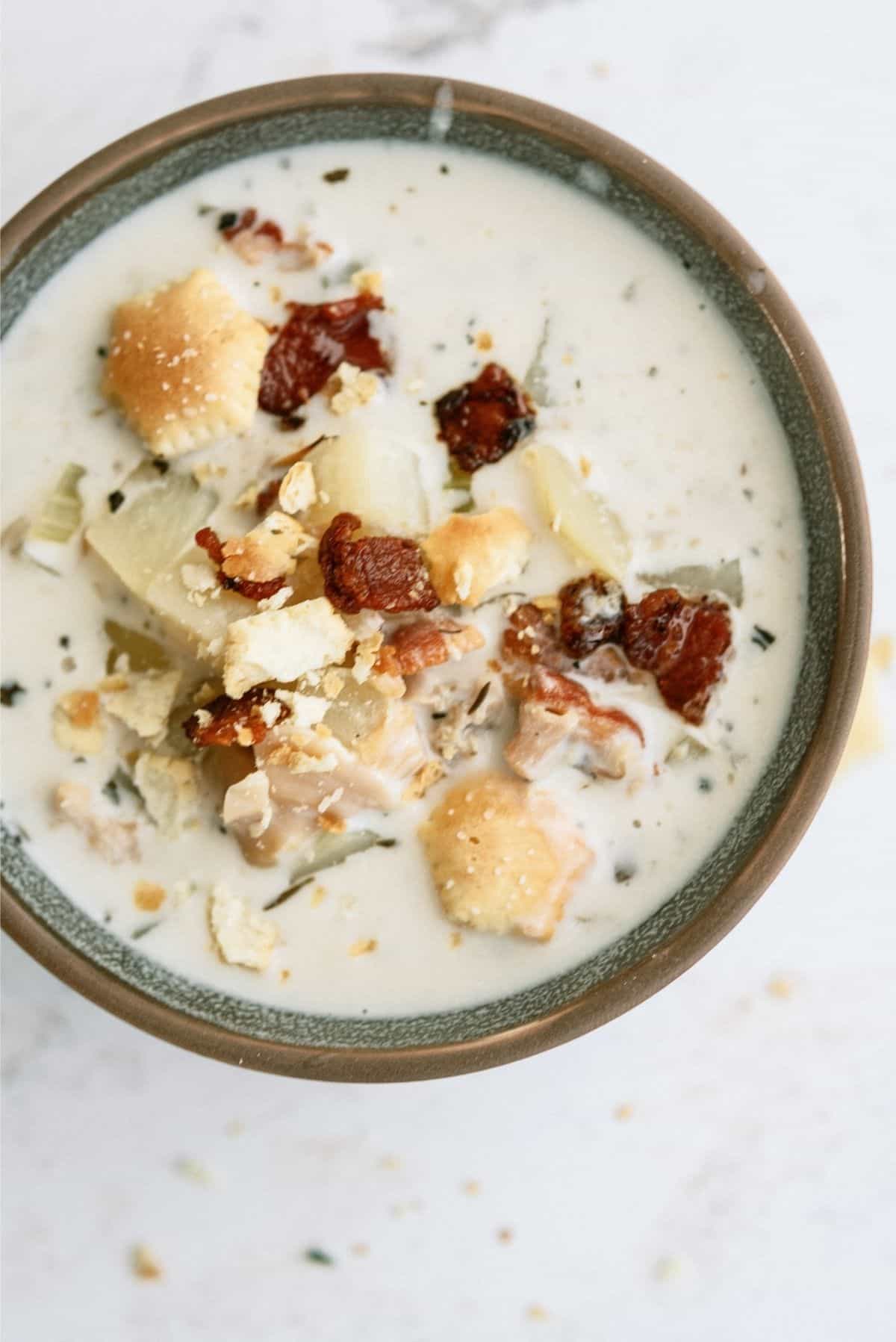 Slow Cooker Clam Chowder - Simply Happy Foodie