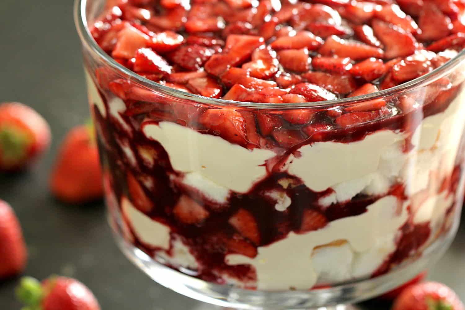 Berry Cheesecake Trifle in large trifle dish