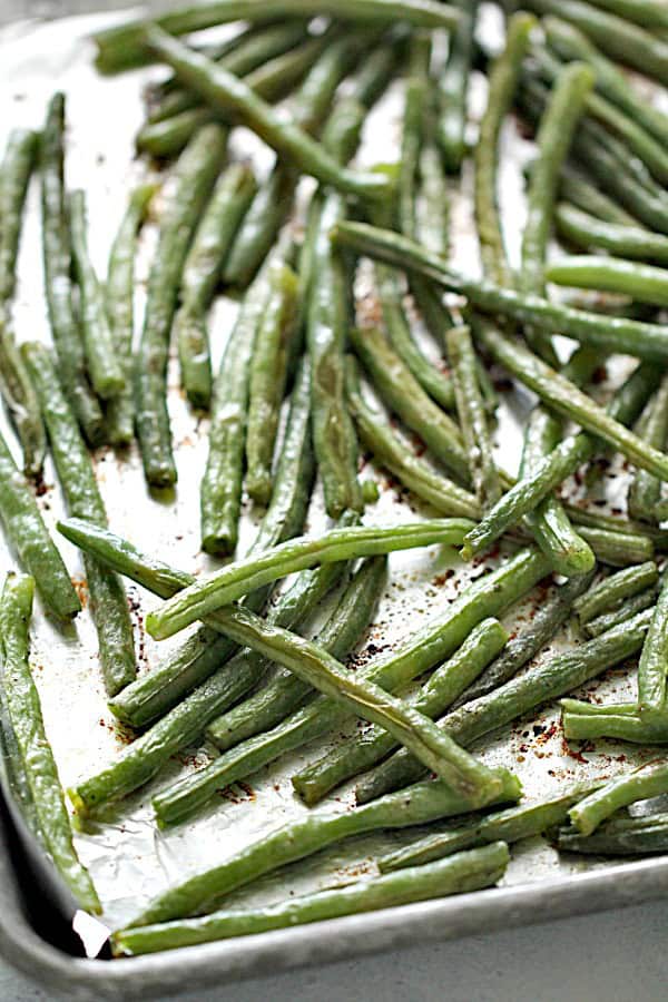 Green beans on a sheet pan