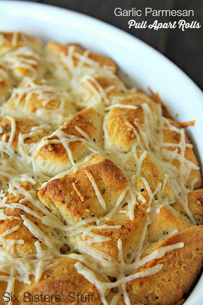 Garlic Parmesan Pull-Apart Rolls