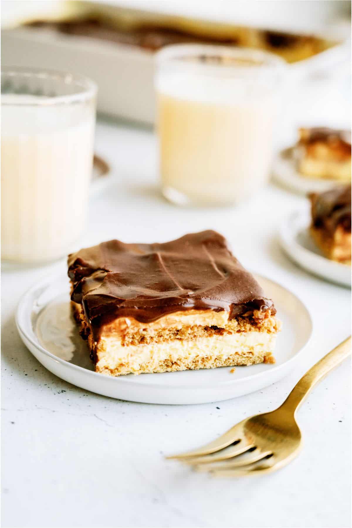 Eggnog Eclair Cake Recipe