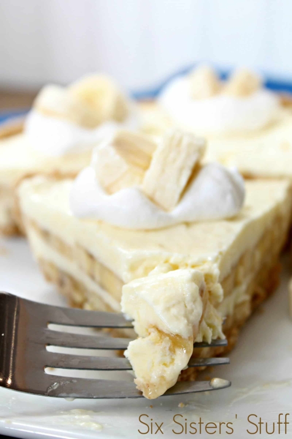 banana cream cheese pie with a fork