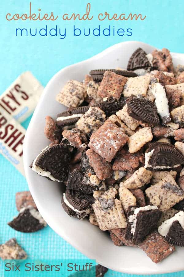 Cookies and Cream Oreo Muddy Buddies Recipe