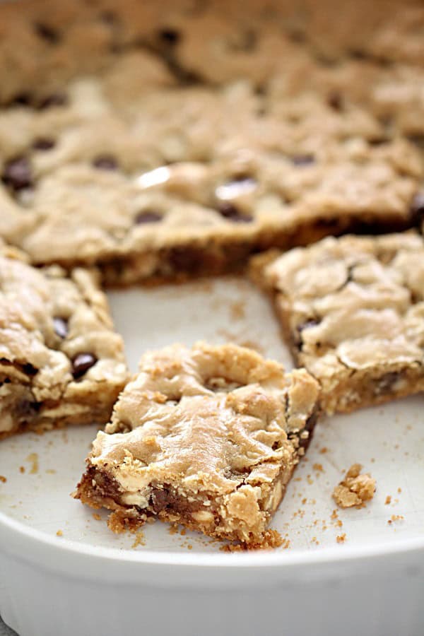 blonde brownies cut in squares out of the oven