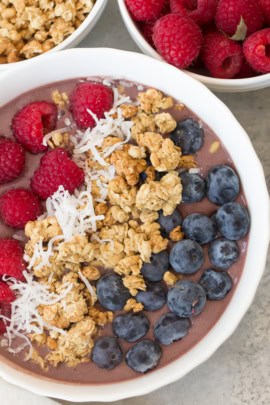 Acai smoothie bowl