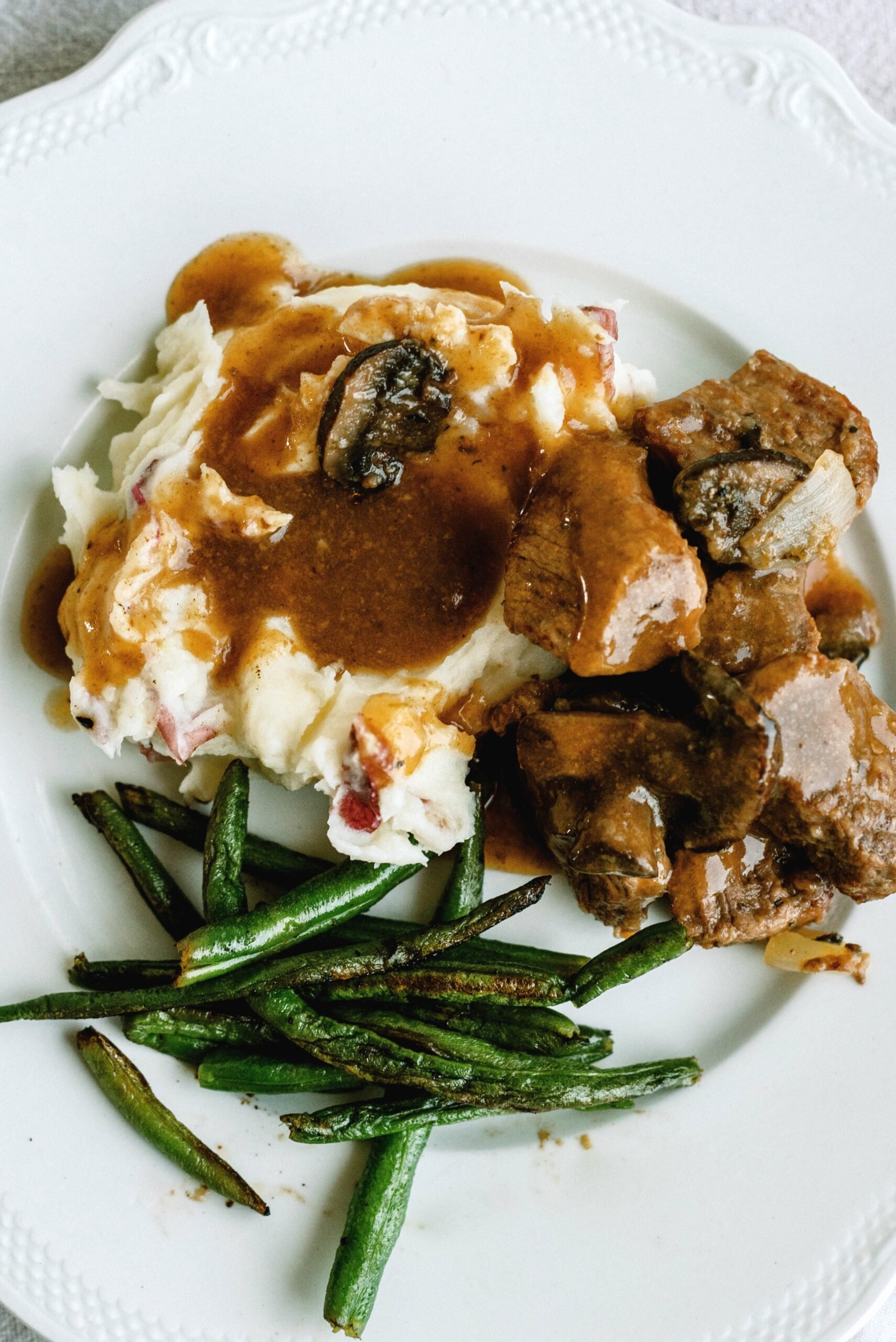 Slow Cooker Beef Sirloin Tips and Gravy Recipe
