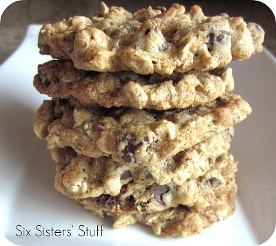 Low Fat Chewy Chocolate Chip Oatmeal Cookies