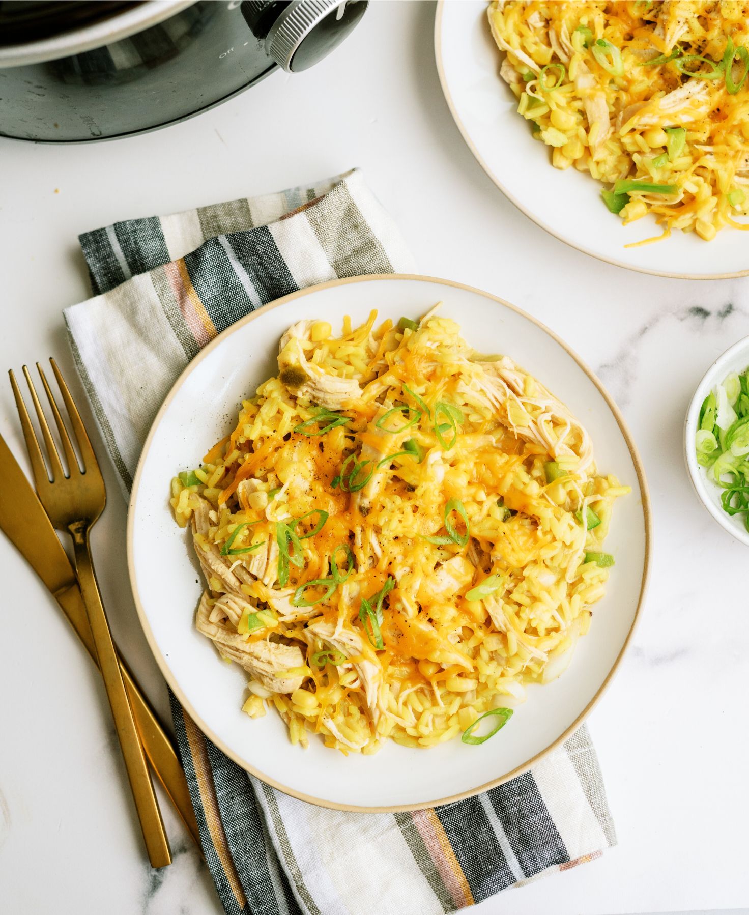 Slow Cooker Cheesy Chicken and Rice Recipe