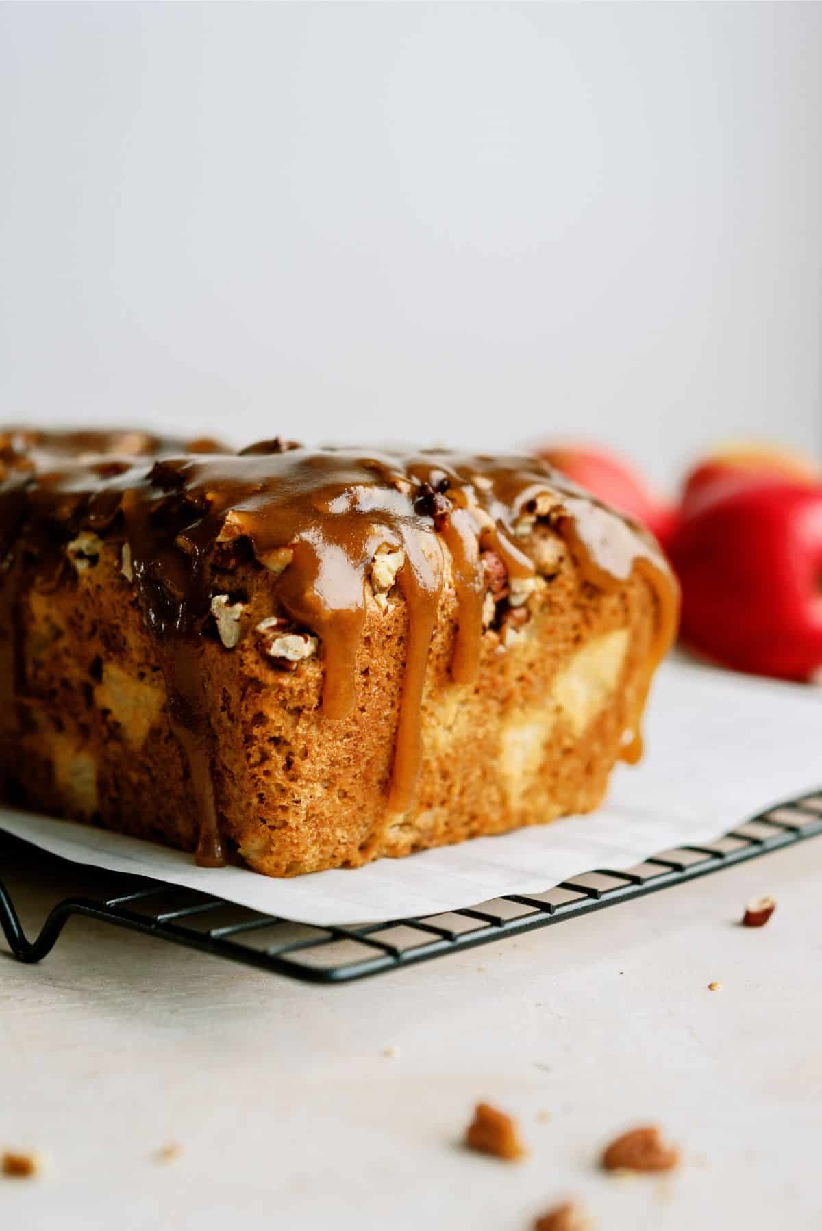 Apple Praline Bread