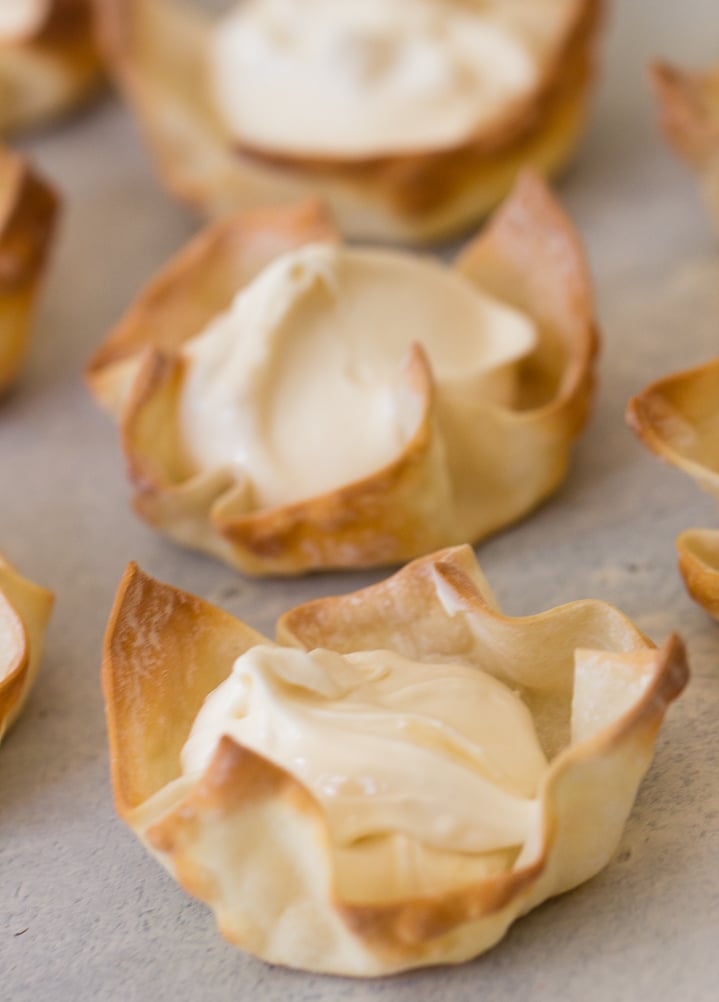 Wonton wrappers filled with Lemon Custard