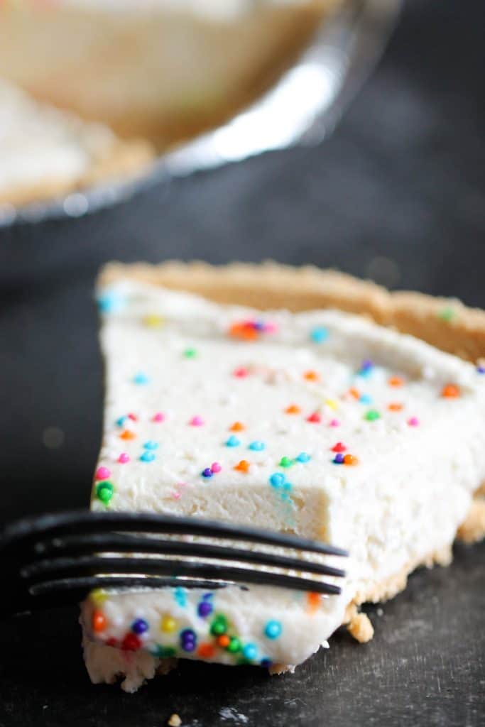 5-ingredient cake batter cheesecake