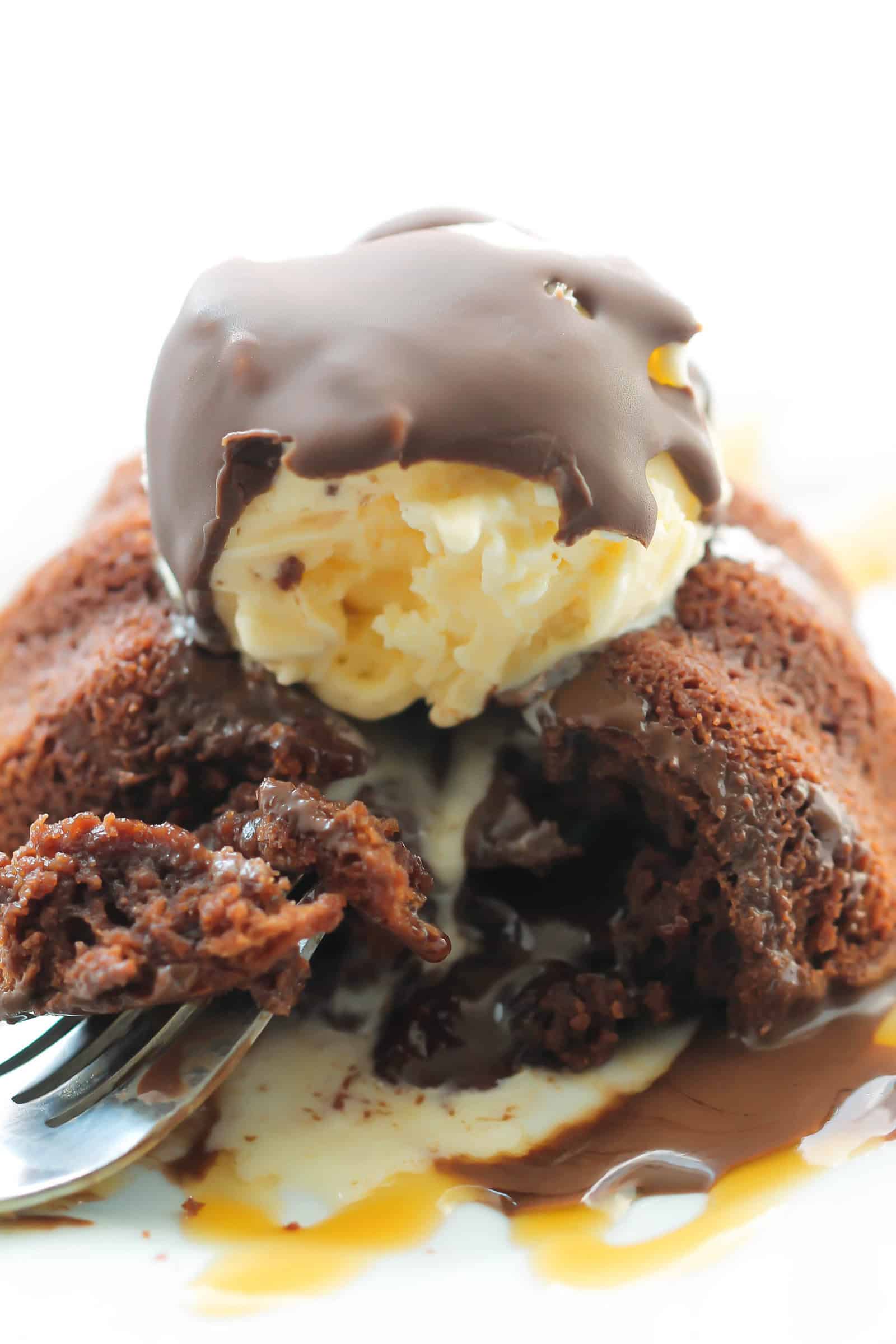 Chocolate outlet volcano cake