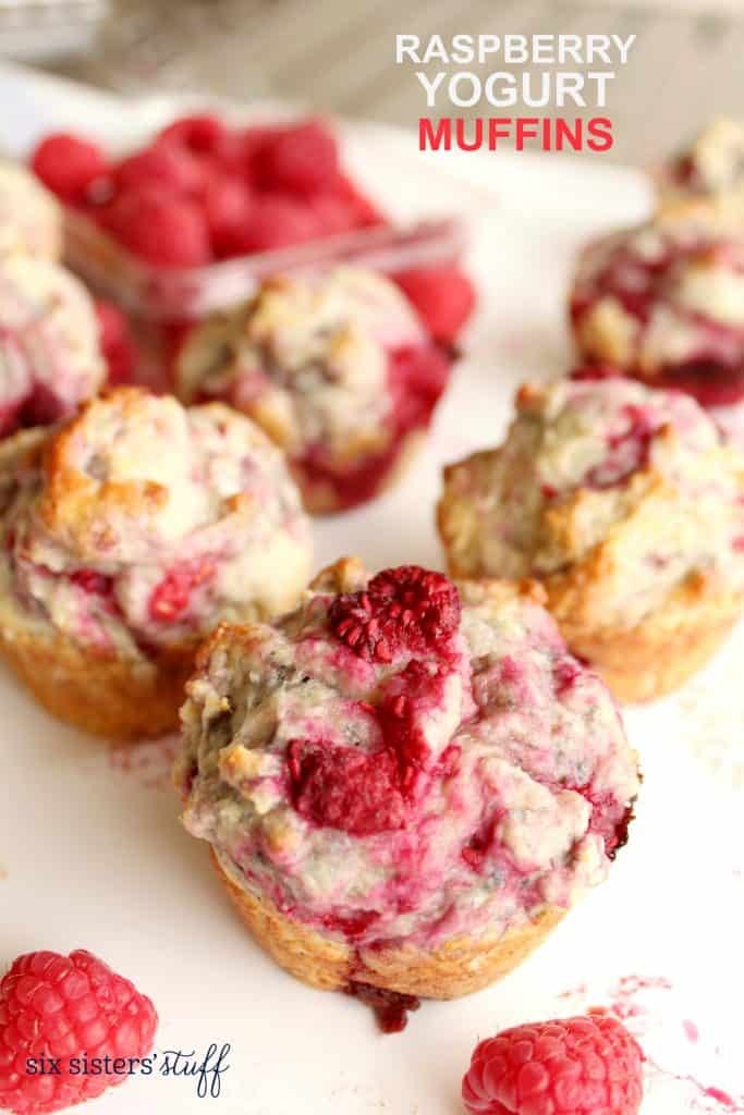 raspberry yogurt muffins