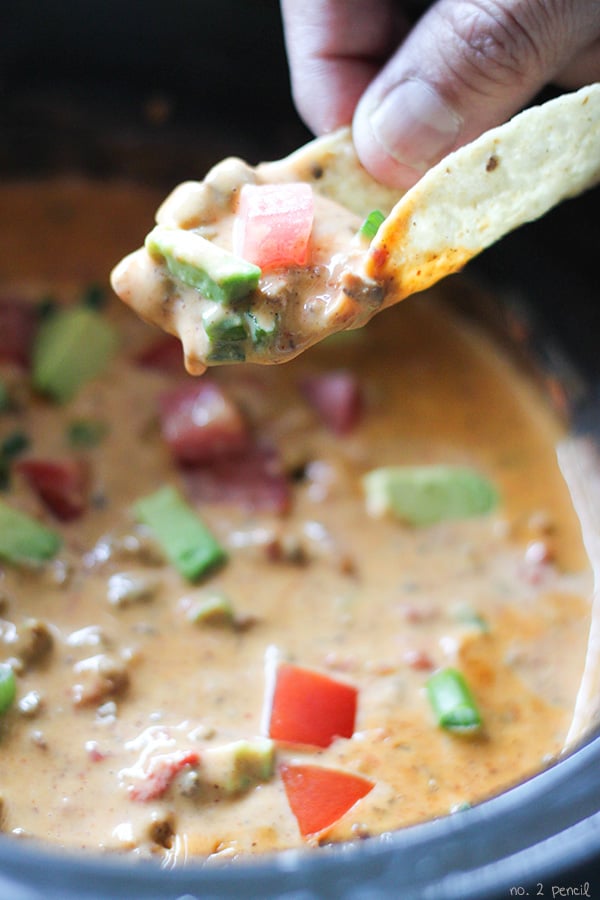 Taco-Queso-Dip-and-a-Football-Party-9