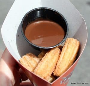 churro-bites-2-Cozy-Cone-Motel-600x573