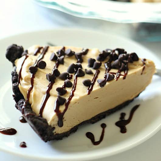 Frozen Peanut Butter Cloud Pie - SixSistersStuff