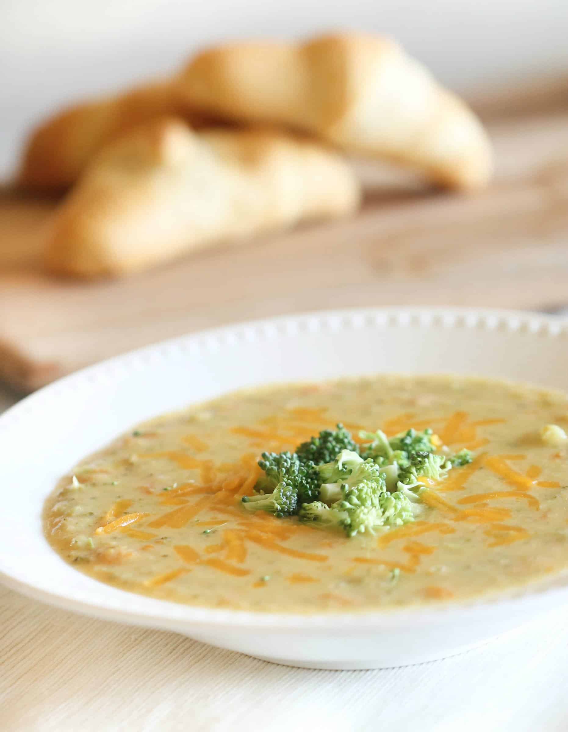 Slow Cooker Broccoli Cheddar Soup Recipe