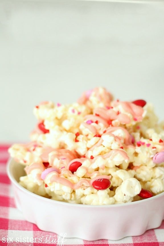 Valentine's Day White Chocolate Popcorn Recipe