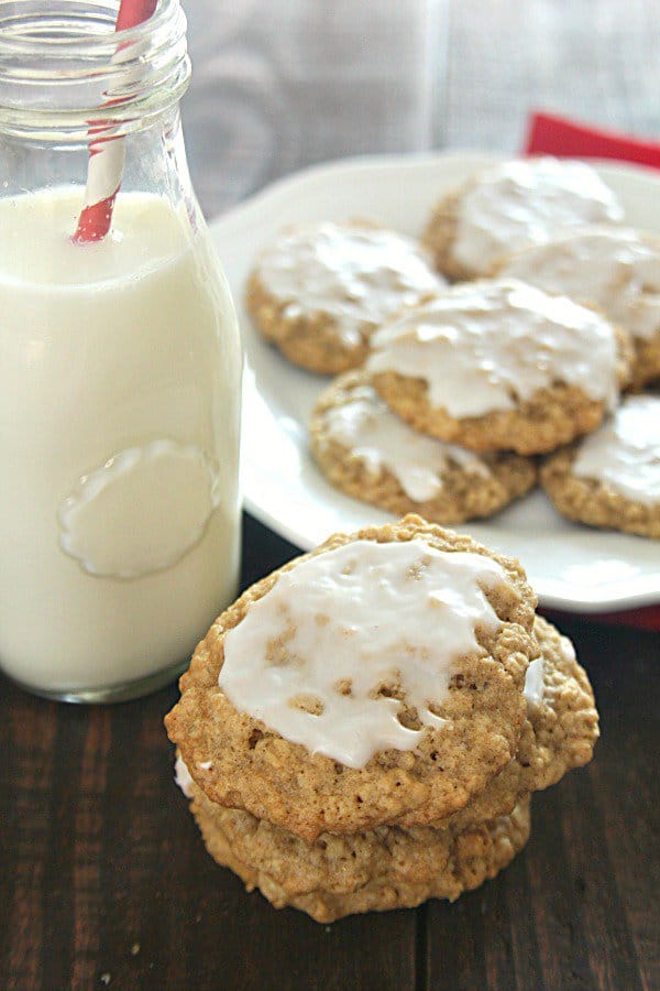 iced oatmeal cookies