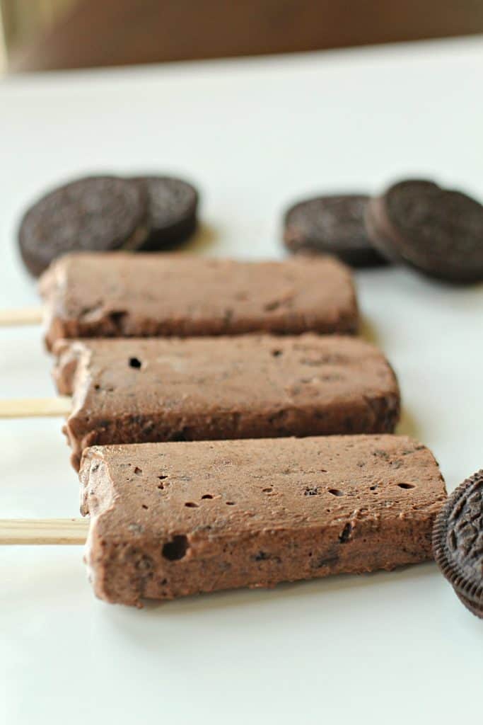 Oreo Pudding Popsicles 4