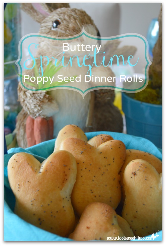Poppy Seed Dinner Rolls