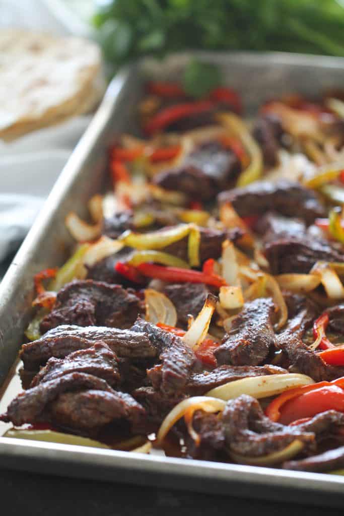 sheet pan steak fajitas