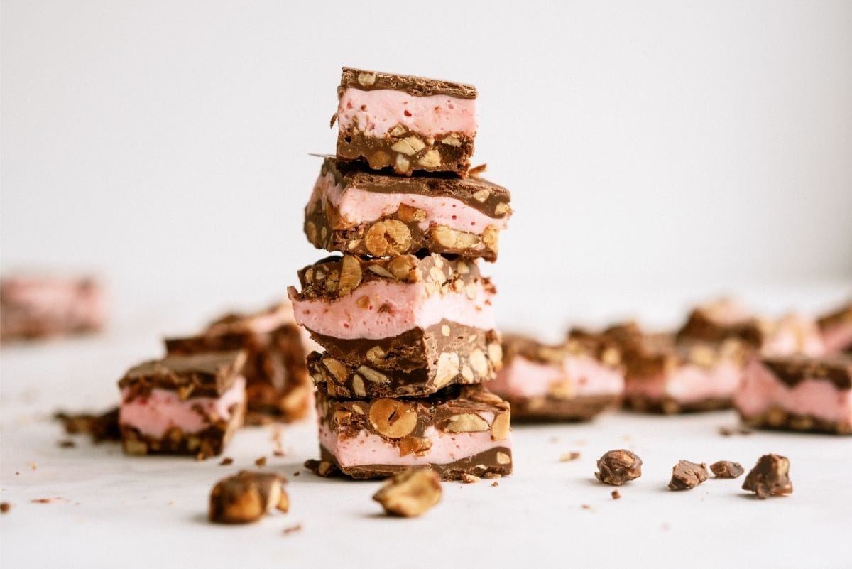 Cherry Chocolate Nut Bars Recipe