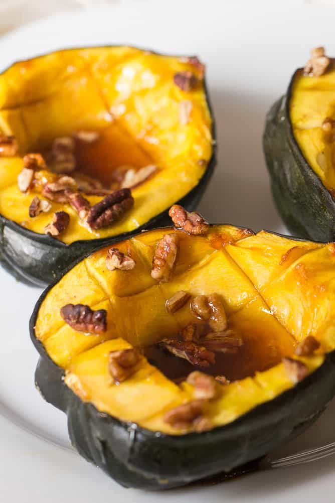 Maple Pecan Roasted Acorn Squash