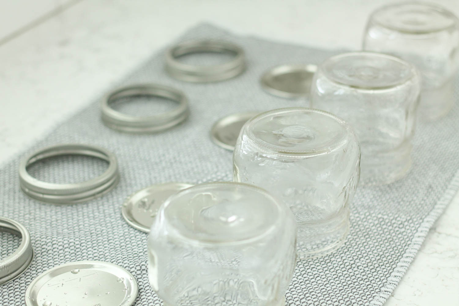 8 ounce canning jars