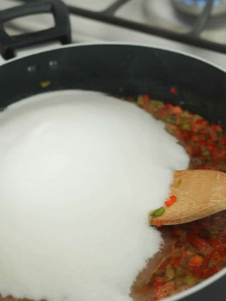 Sugar added to jelly ingredients