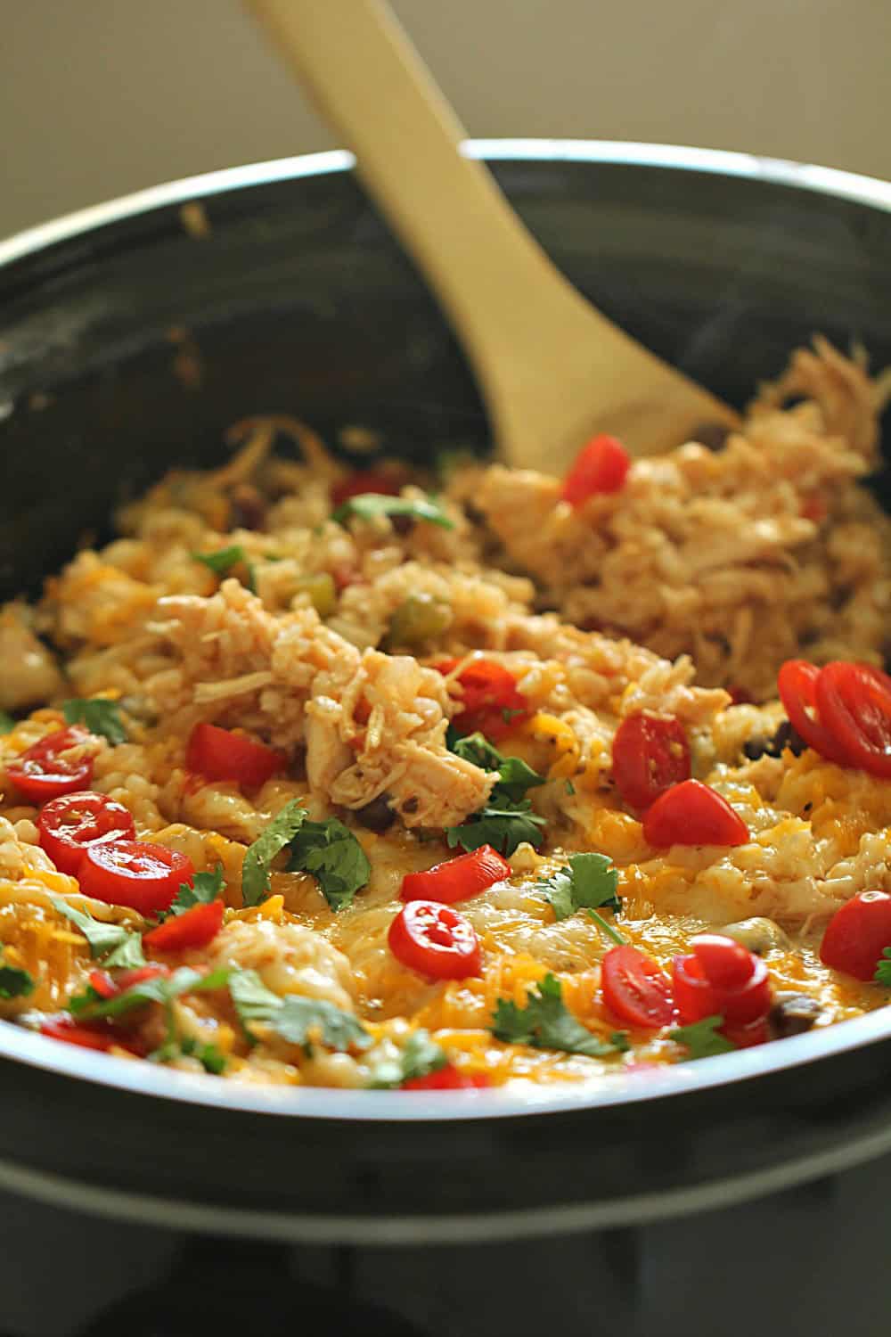 Slow Cooker Spicy Chicken and Rice Bowls in slow cooker