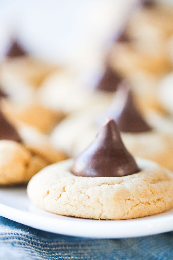 classic peanut butter blossoms (hershey kiss cookies)