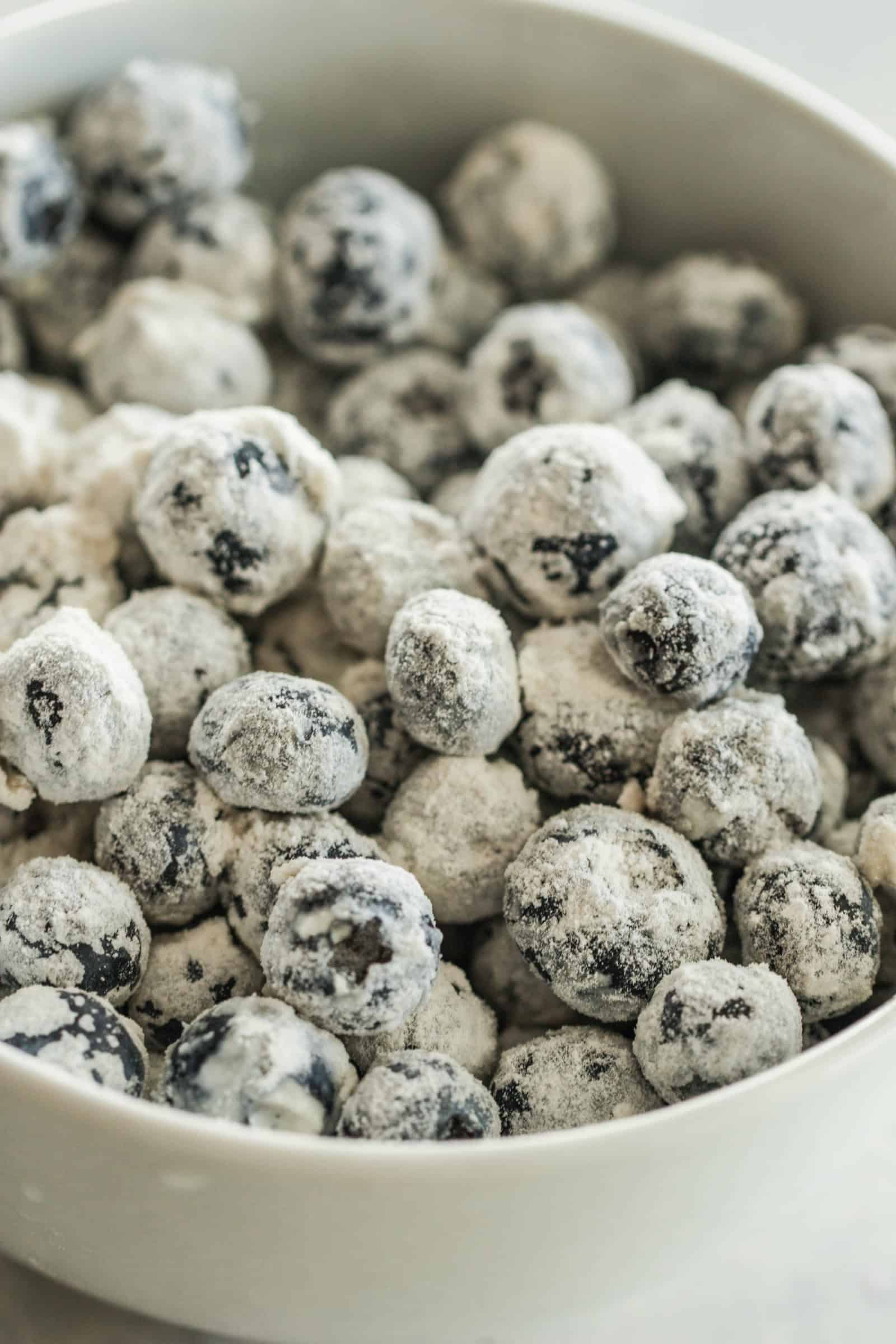 Blueberries coated in flour