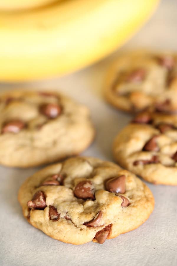 banana chocolate chip cookies