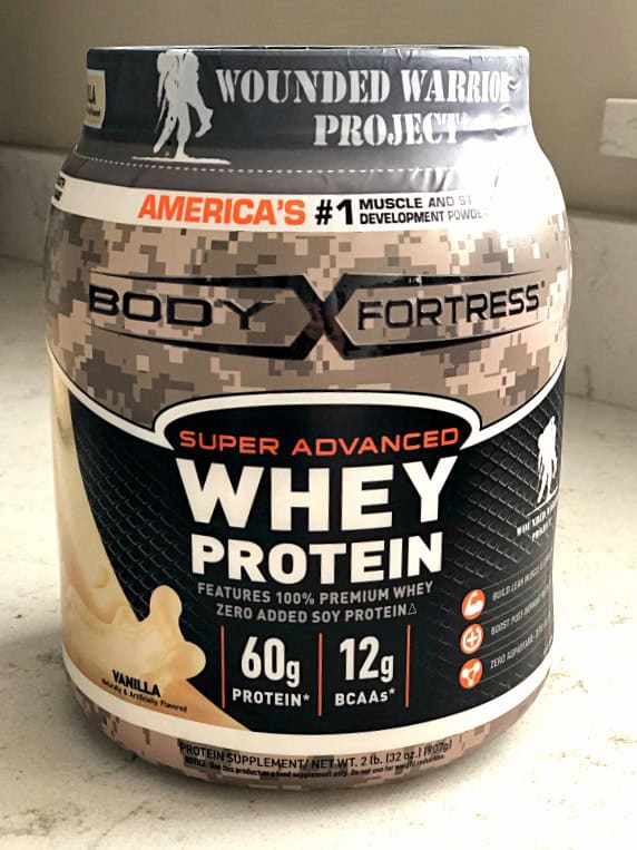 vanilla whey protein powder container