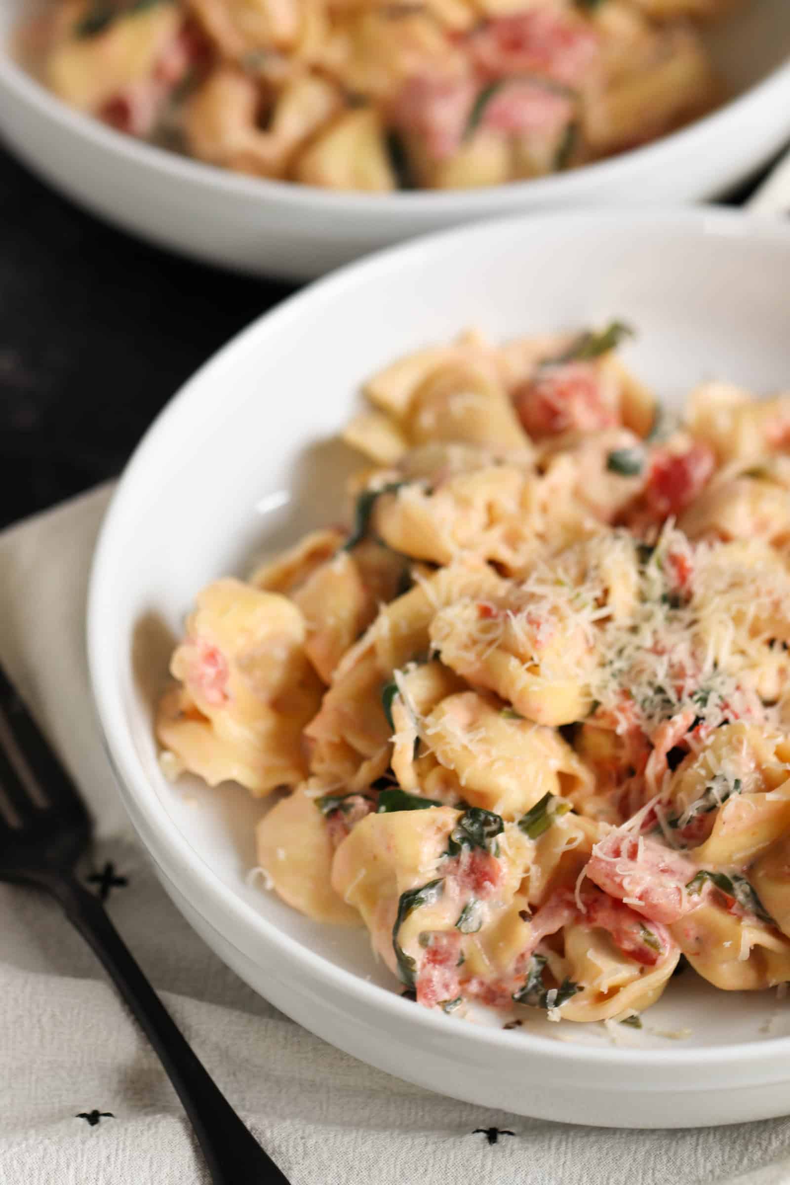 Spinach and Tomato Tortellini Recipe