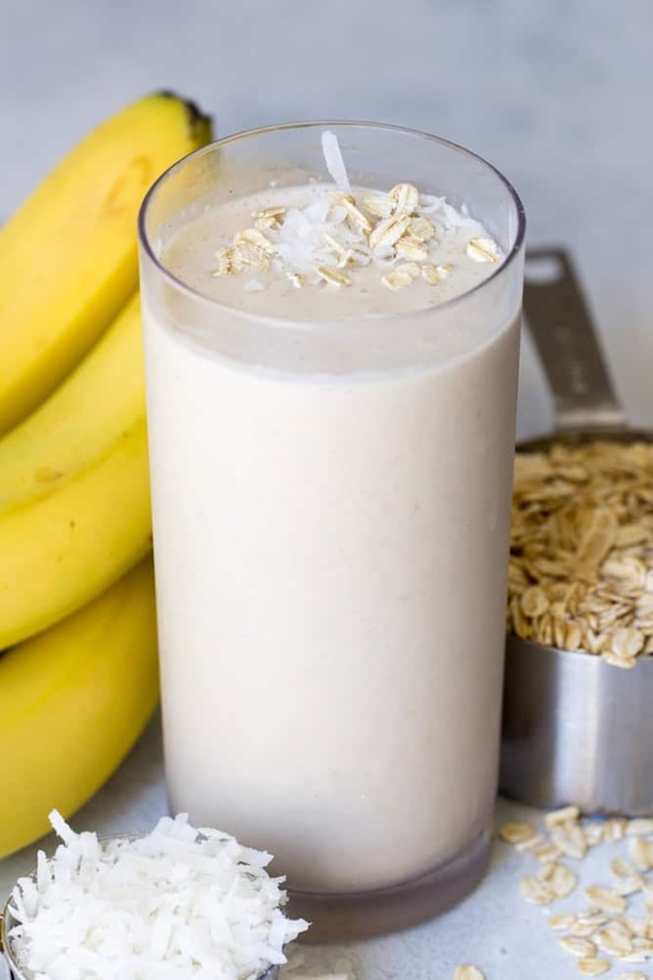banana breakfast smoothie