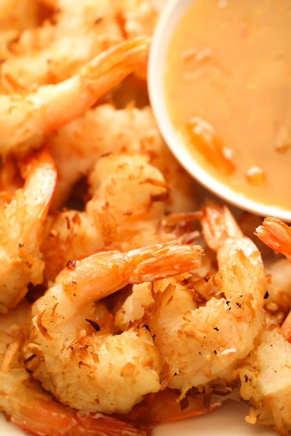 Outback Steakhouse Copycat Coconut Shrimp with dipping sauce